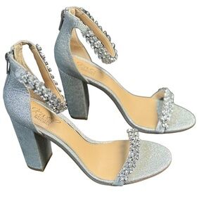 Jewel Badgley Mischka Mayra Block Heel Shoes Size 8 Like New